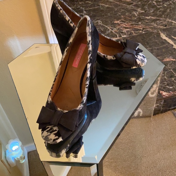 👠Black, grey, white plaid suede heels with bow   Final Clearance - Picture 5 of 5